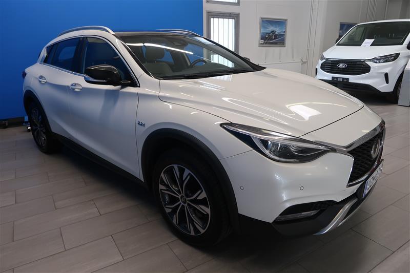 Infiniti QX30 2.2d Premium Tech AWD DCT 2017, kuva 3/17
