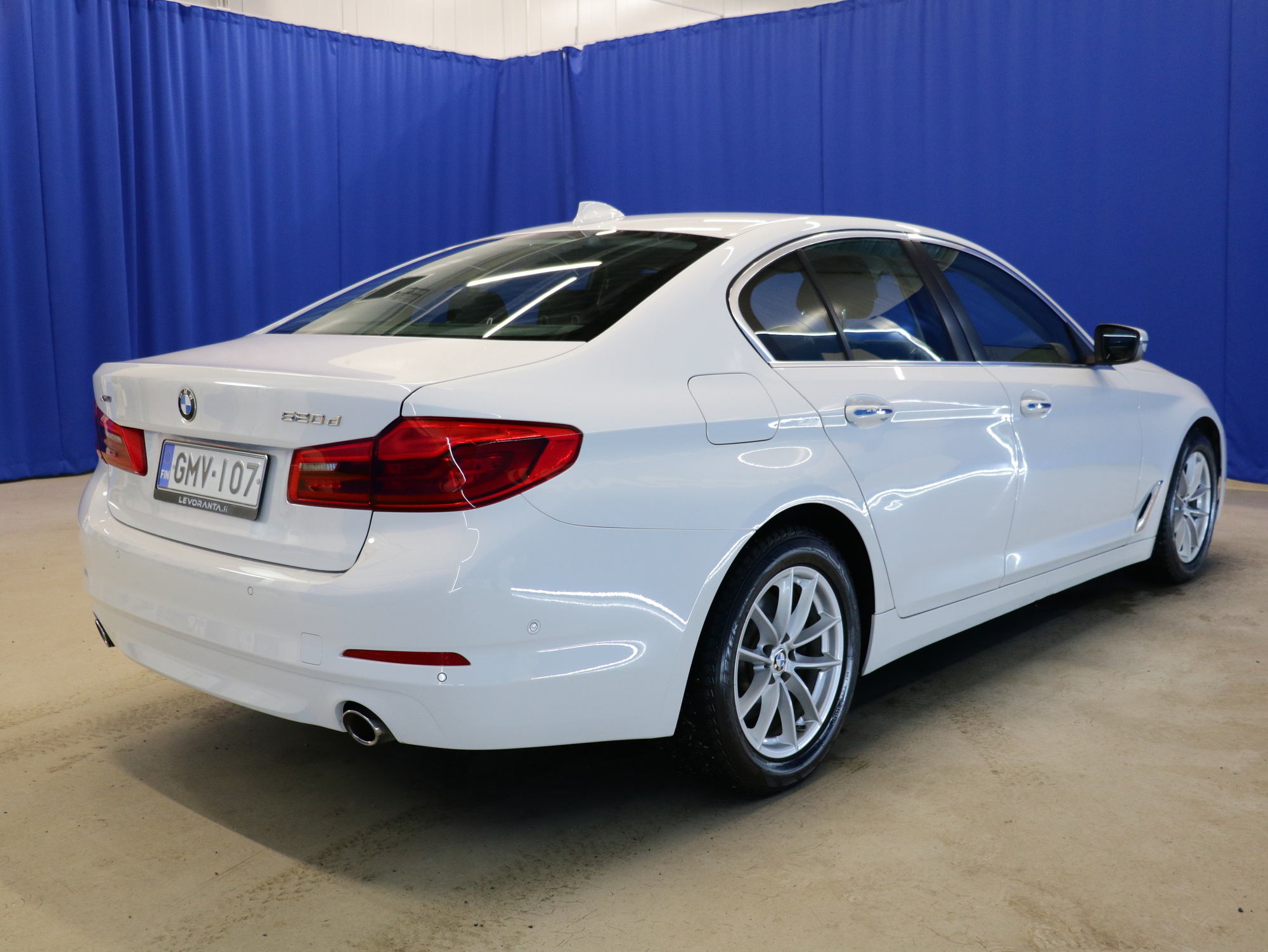 BMW 520 G30 Sedan 520d A xDrive Business 2018, kuva 7/33