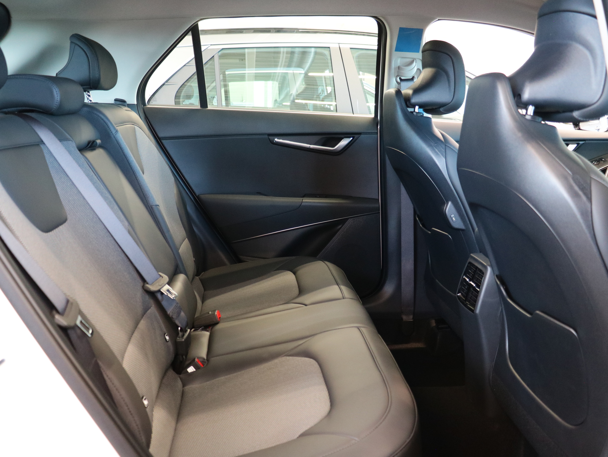 Kia Niro 1,6 GDI Hybrid EX DCT 2026, kuva 6/21
