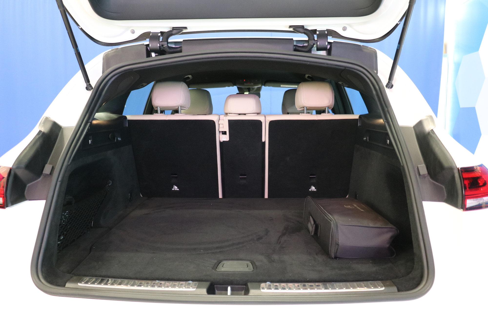 Mercedes-Benz EQC 400 4MATIC Business 2023, kuva 7/27