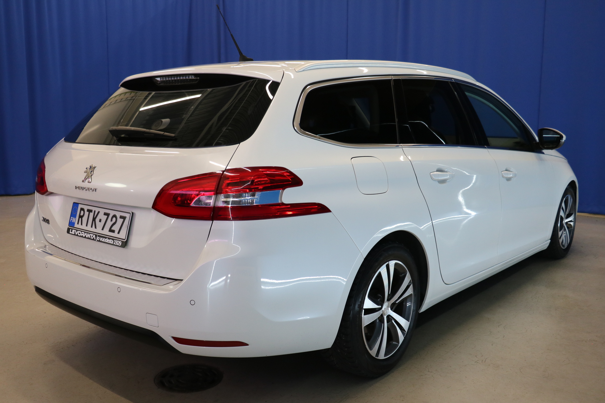 Peugeot 308 2018, kuva 6/20