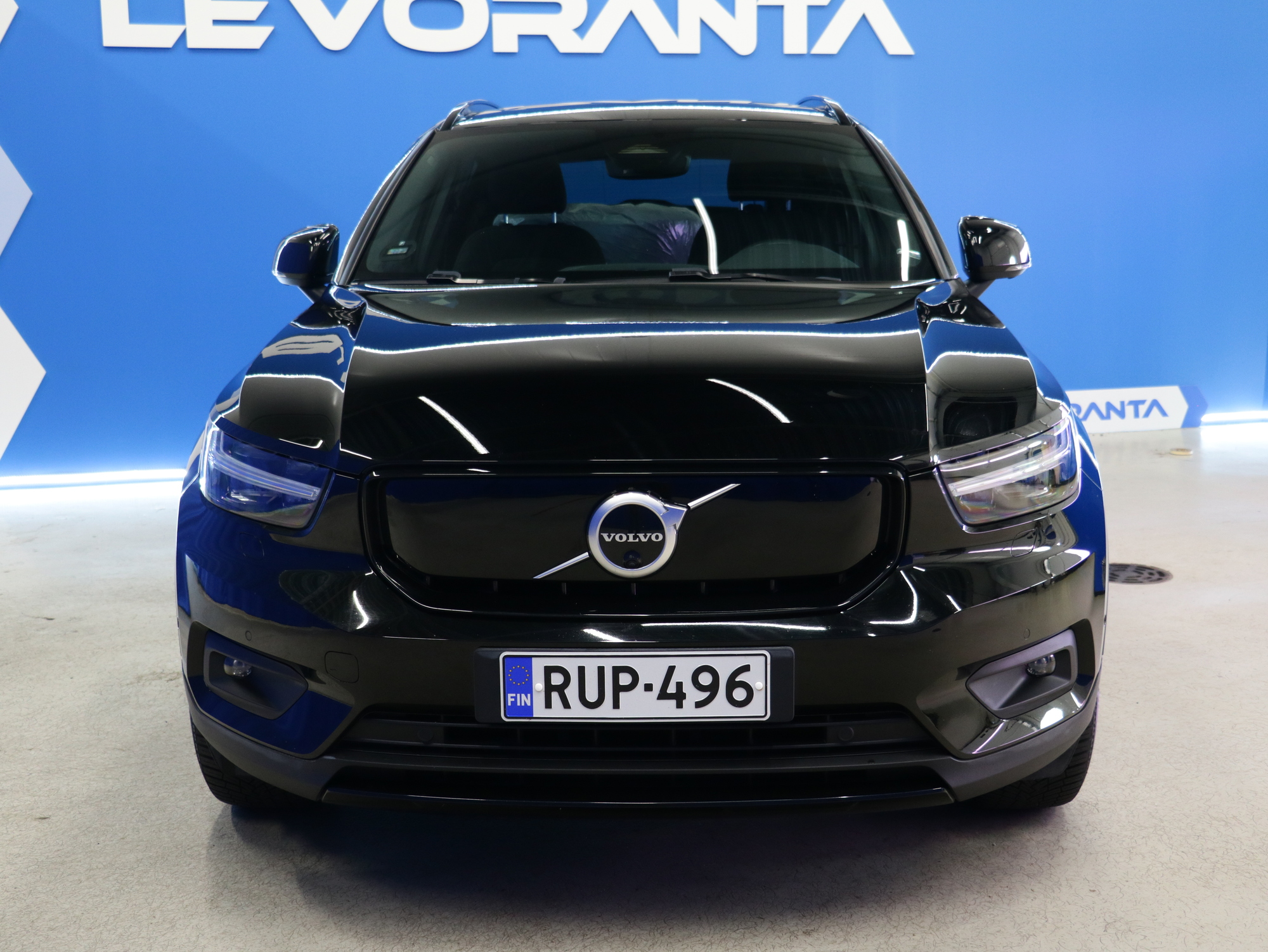 Volvo XC40 2022, kuva 2/25