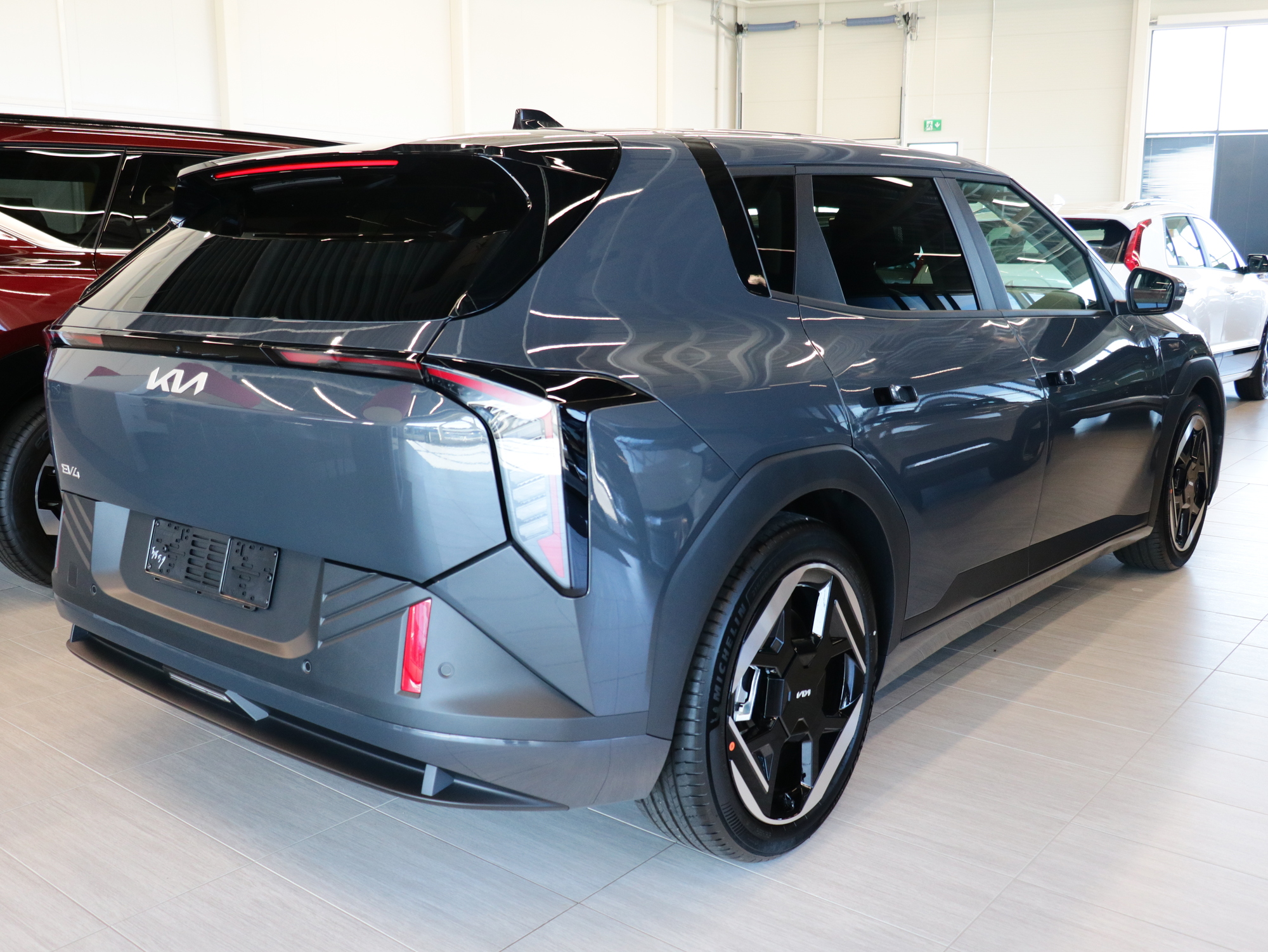Kia EV4 Earth AWD 81,4kWh 265hv 5D 2026, kuva 3/20