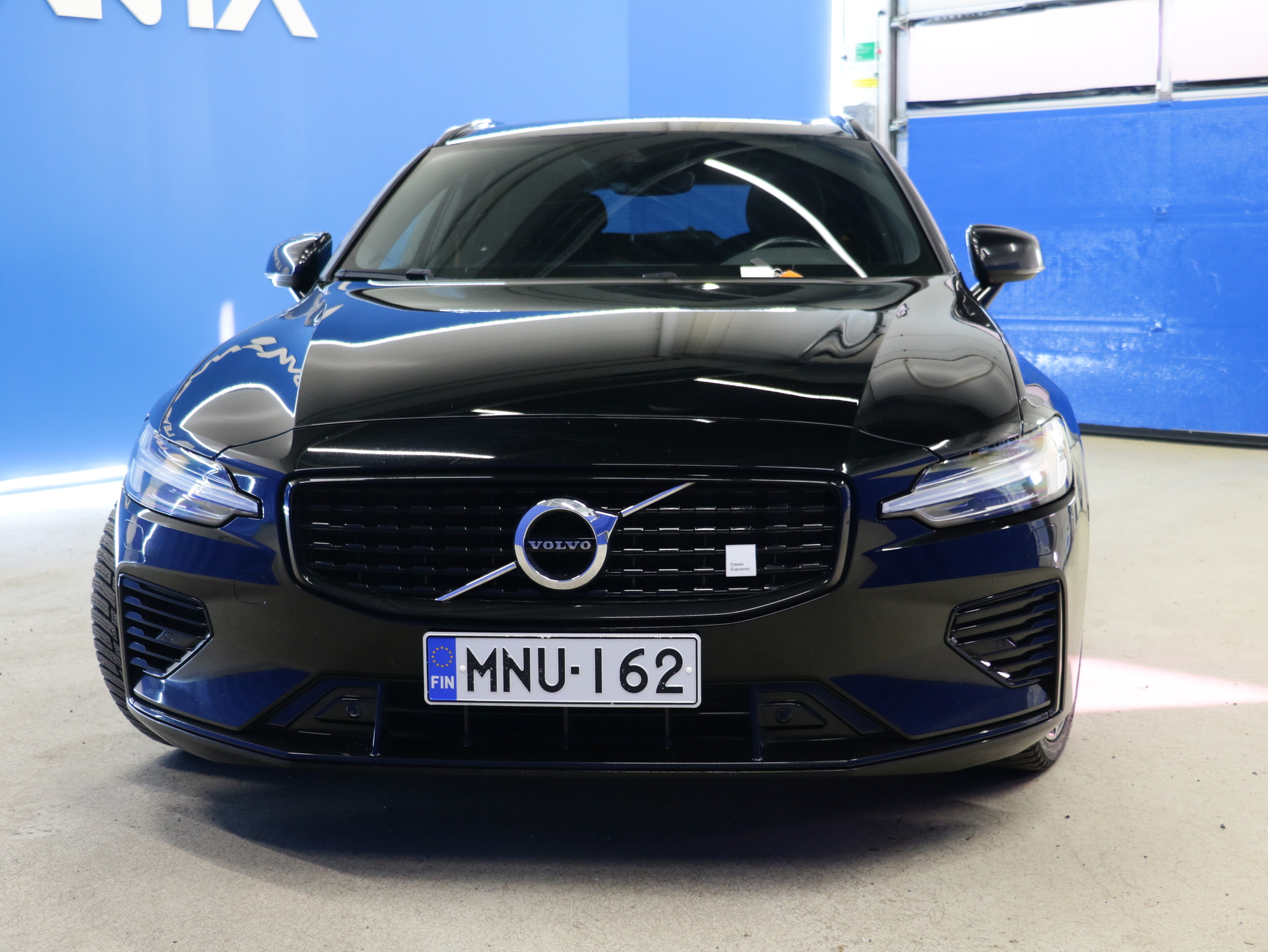 Volvo V60 2021, photo 3/37