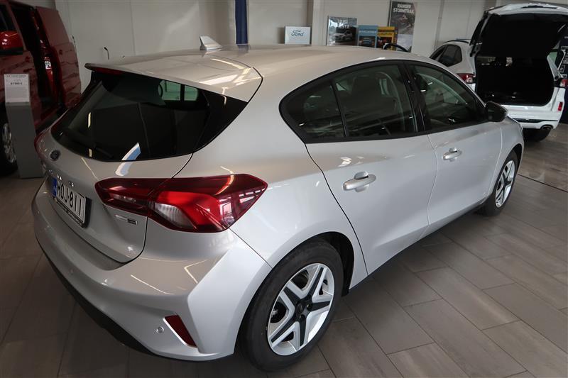 Ford Focus 2022, photo 5/15