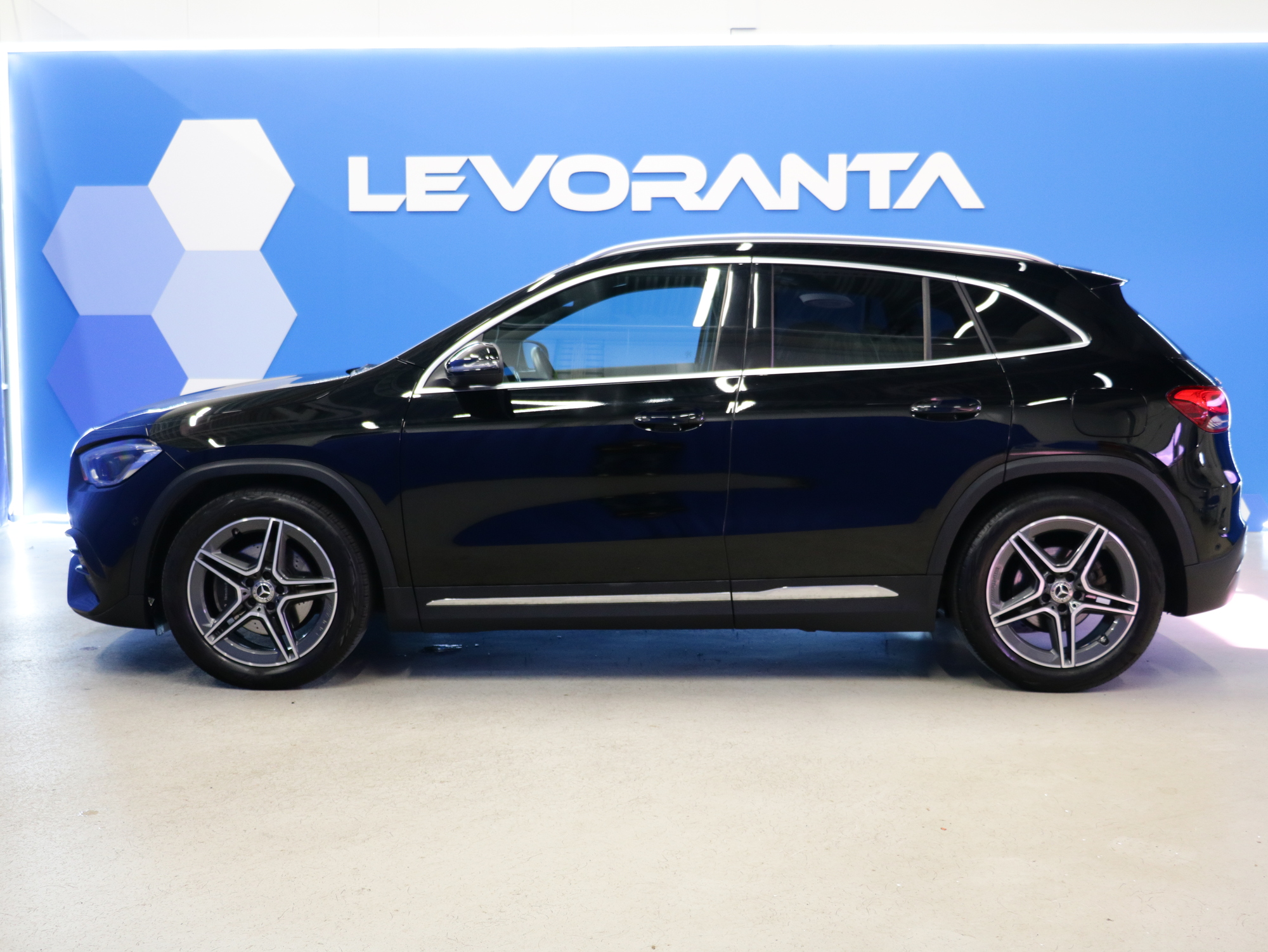 Mercedes-Benz GLA 200 A Business 2020, kuva 4/34