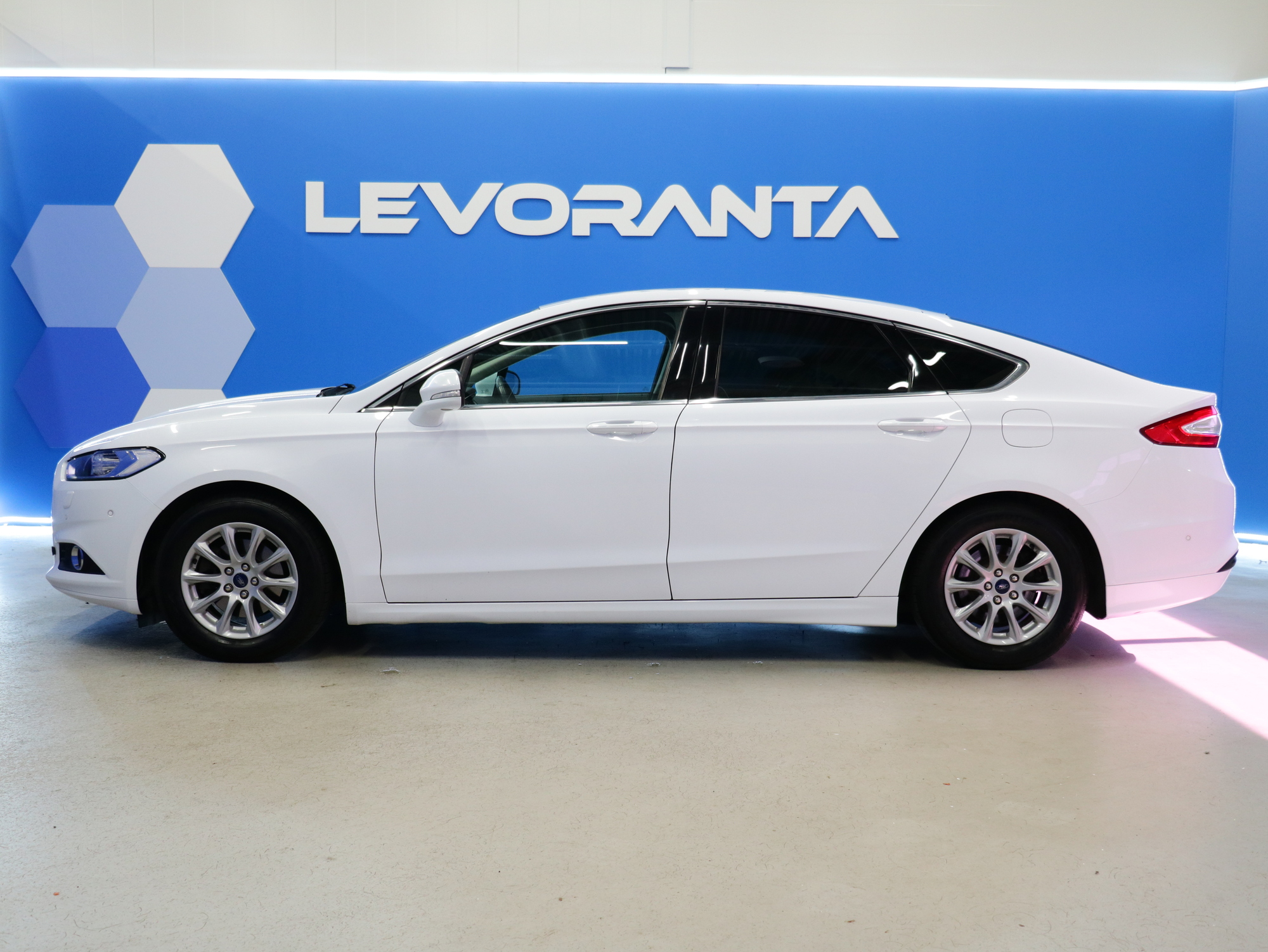 Ford Mondeo 2018, photo 4/34