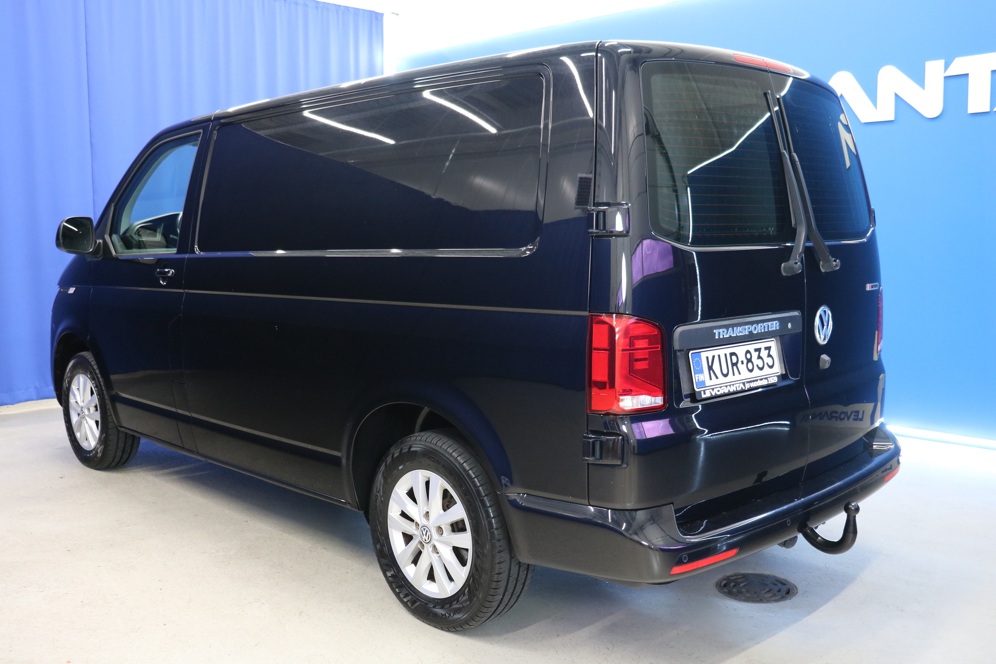 Volkswagen Transporter 2022, kuva 4/24