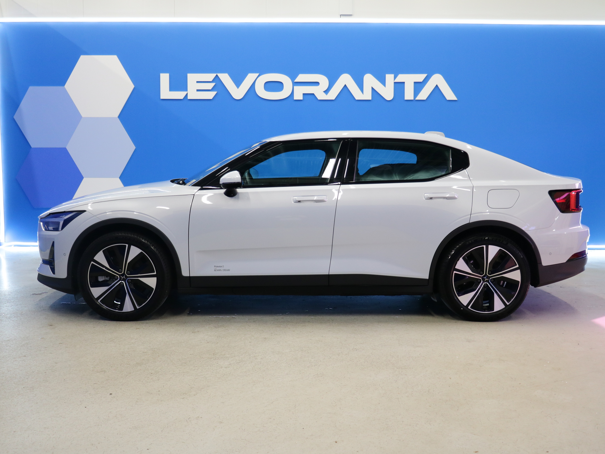 Polestar 2 2024, kuva 4/33