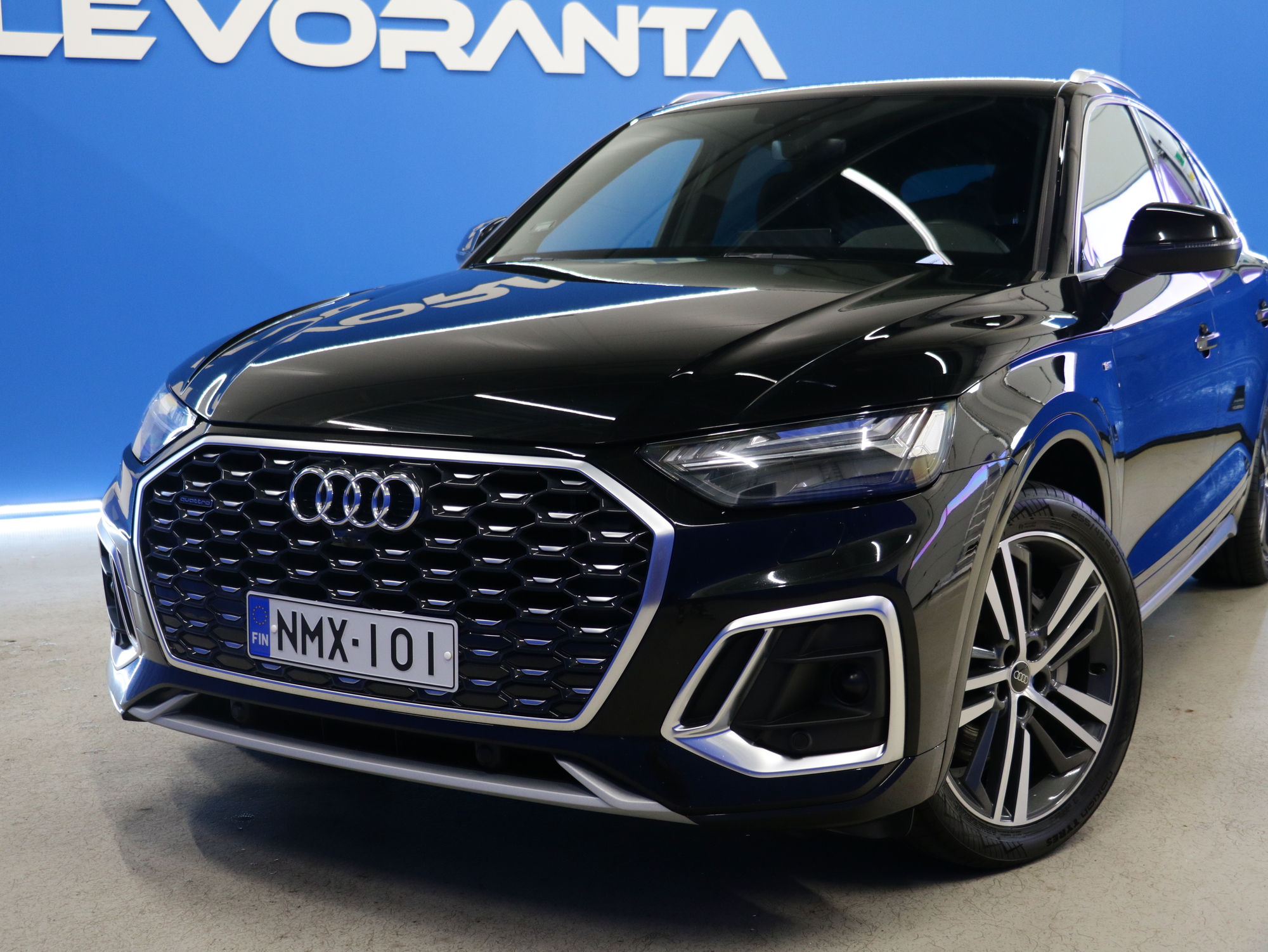 Audi Q5 2023, photo 2/36