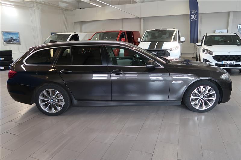 BMW 530 2016, photo 4/16