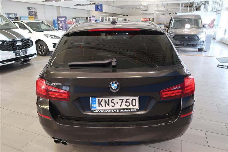 BMW 530 2016, photo 6/16