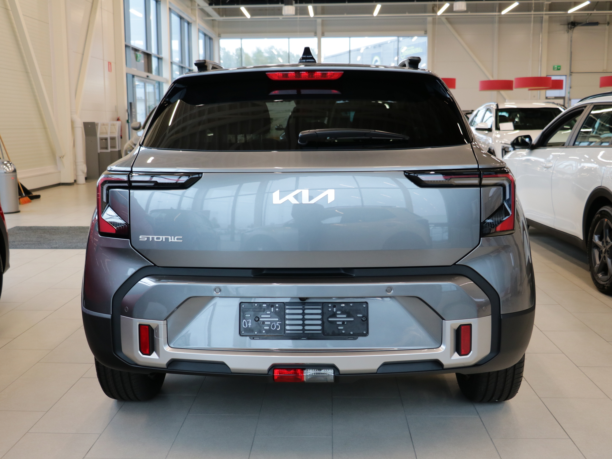 Kia Stonic 1,0 T-GDI 100hv EX DCT 2026, kuva 5/31