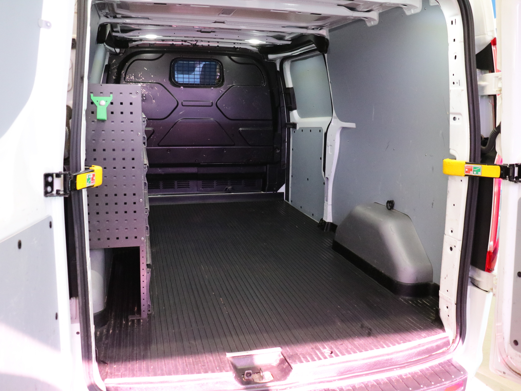 Ford Transit Custom 2023, kuva 7/23
