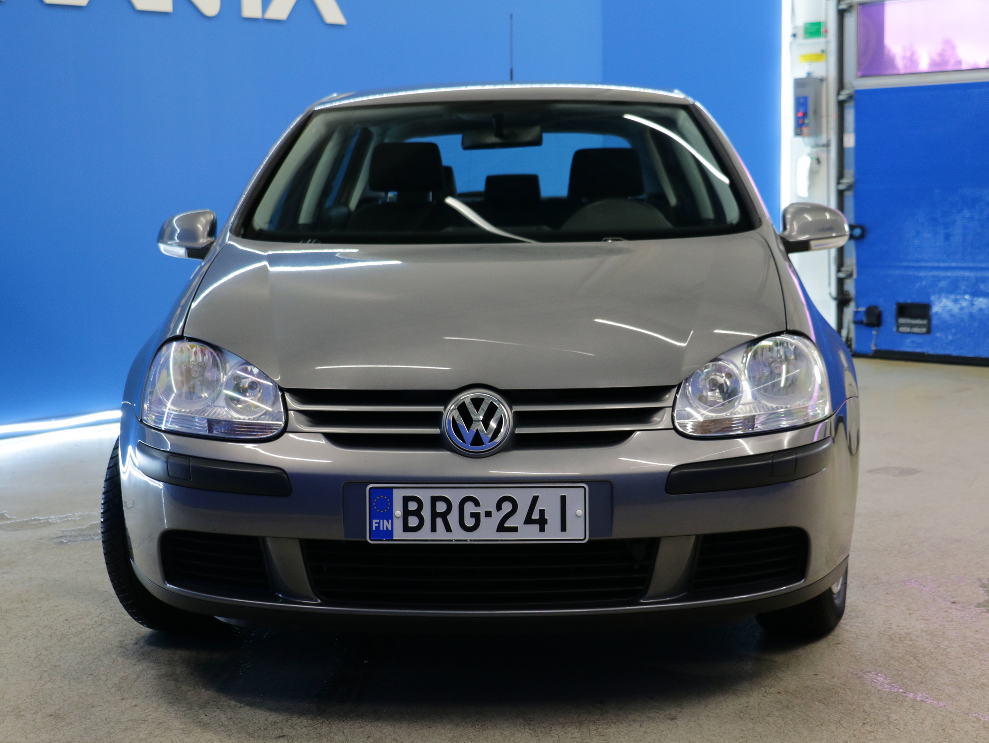 Volkswagen Golf 1,6 75 kW Trendline 5d 2005, kuva 3/29