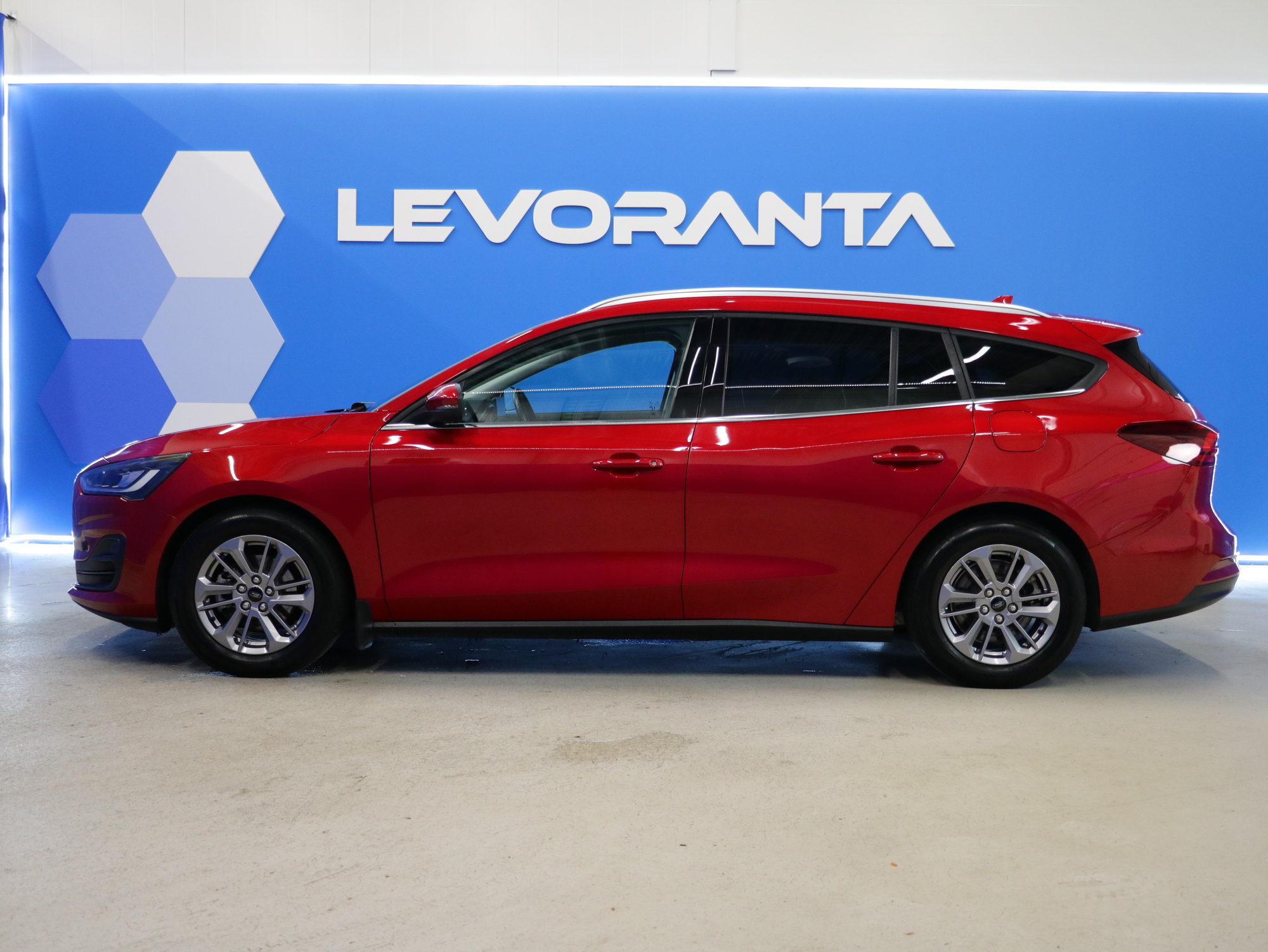 Ford Focus 2023, photo 4/36