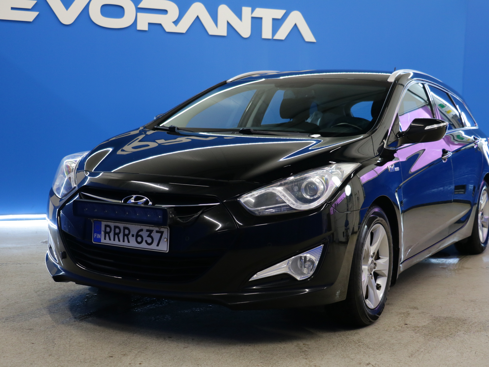 Hyundai i40 1,6 GDI 6MT ISG Comfort Plus 2015, photo 2/32