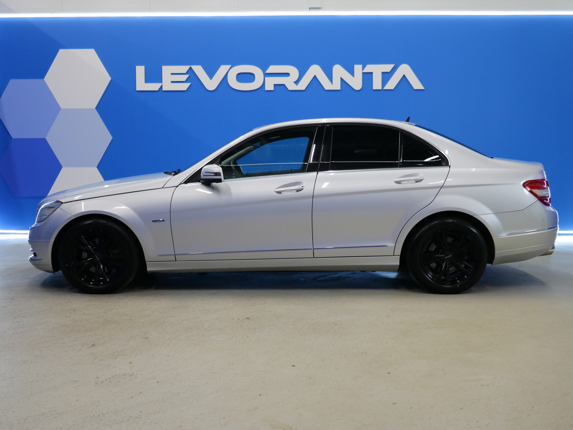 Mercedes-Benz C 2010, kuva 4/33