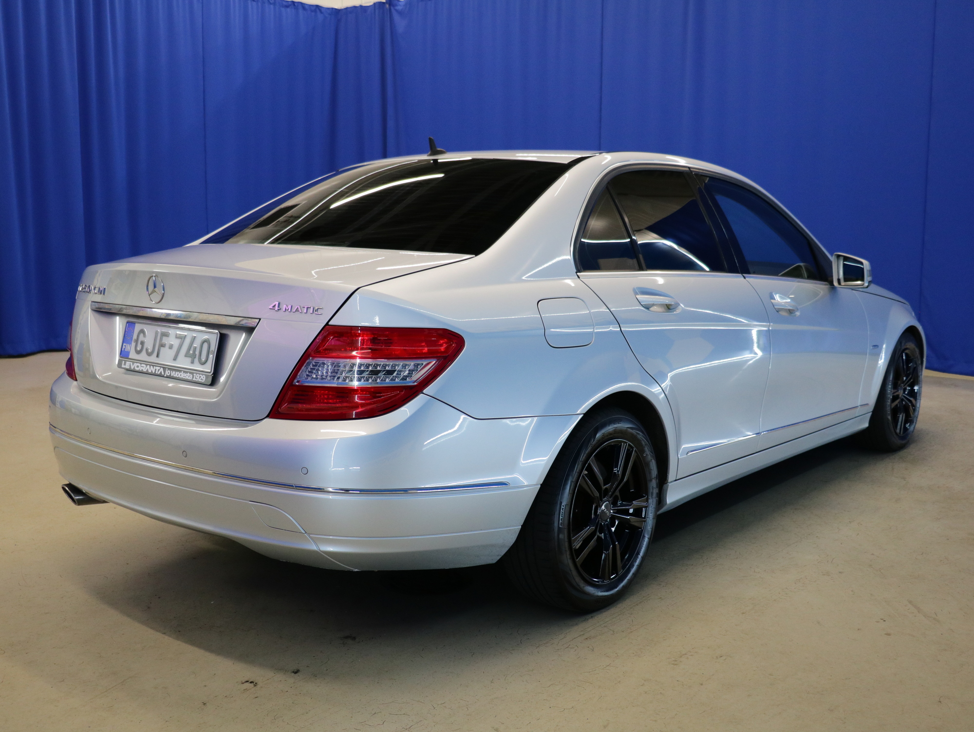 Mercedes-Benz C 2010, kuva 7/33