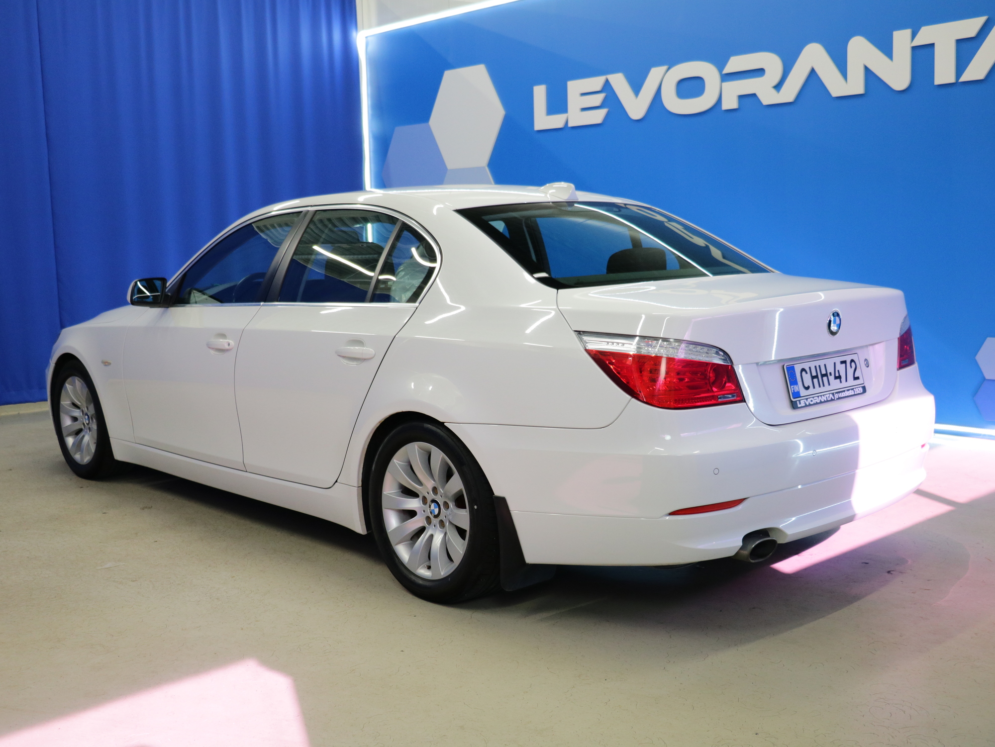 BMW 520 E60 Sedan Business 2009, kuva 5/34