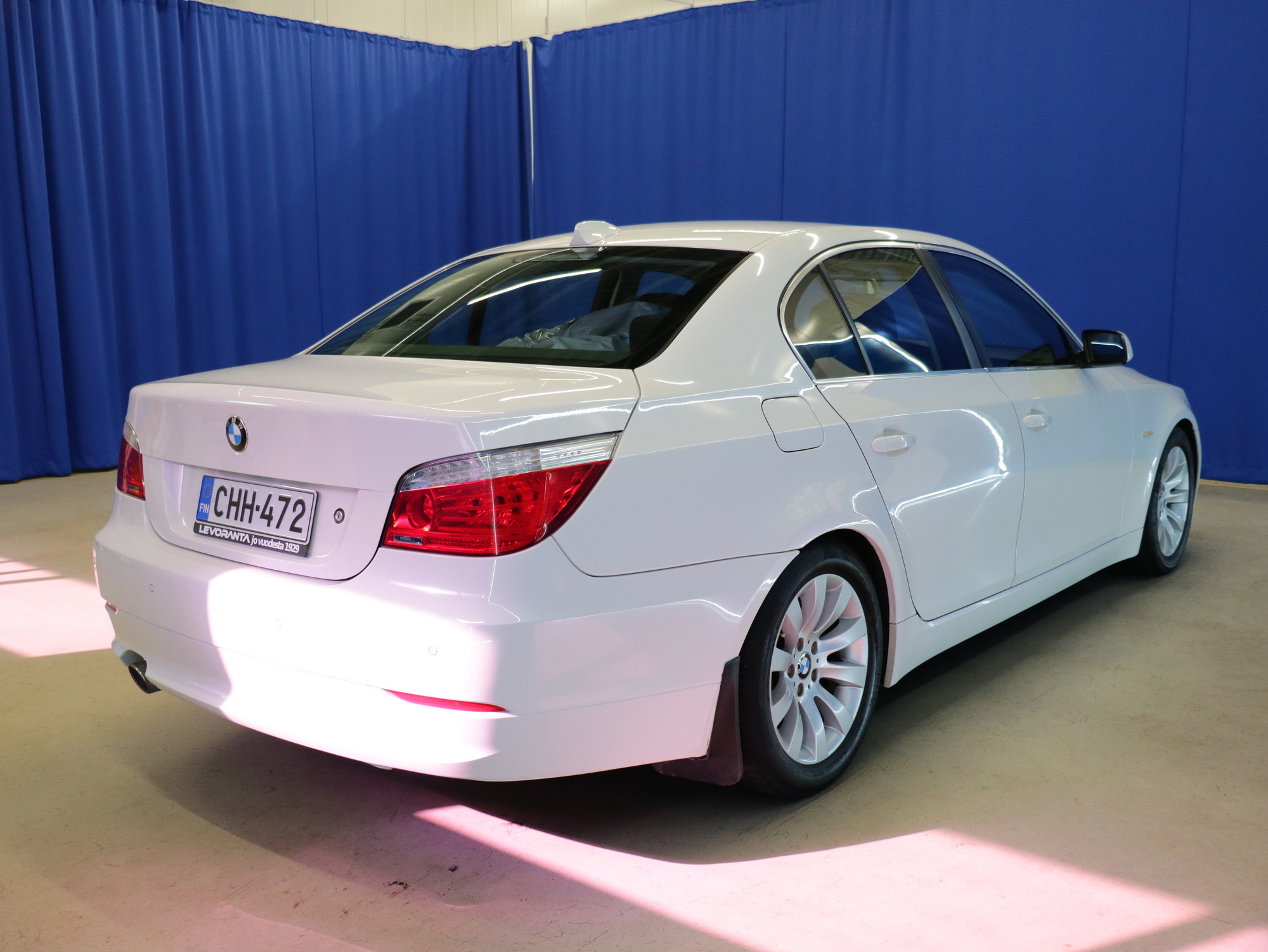 BMW 520 E60 Sedan Business 2009, kuva 7/34