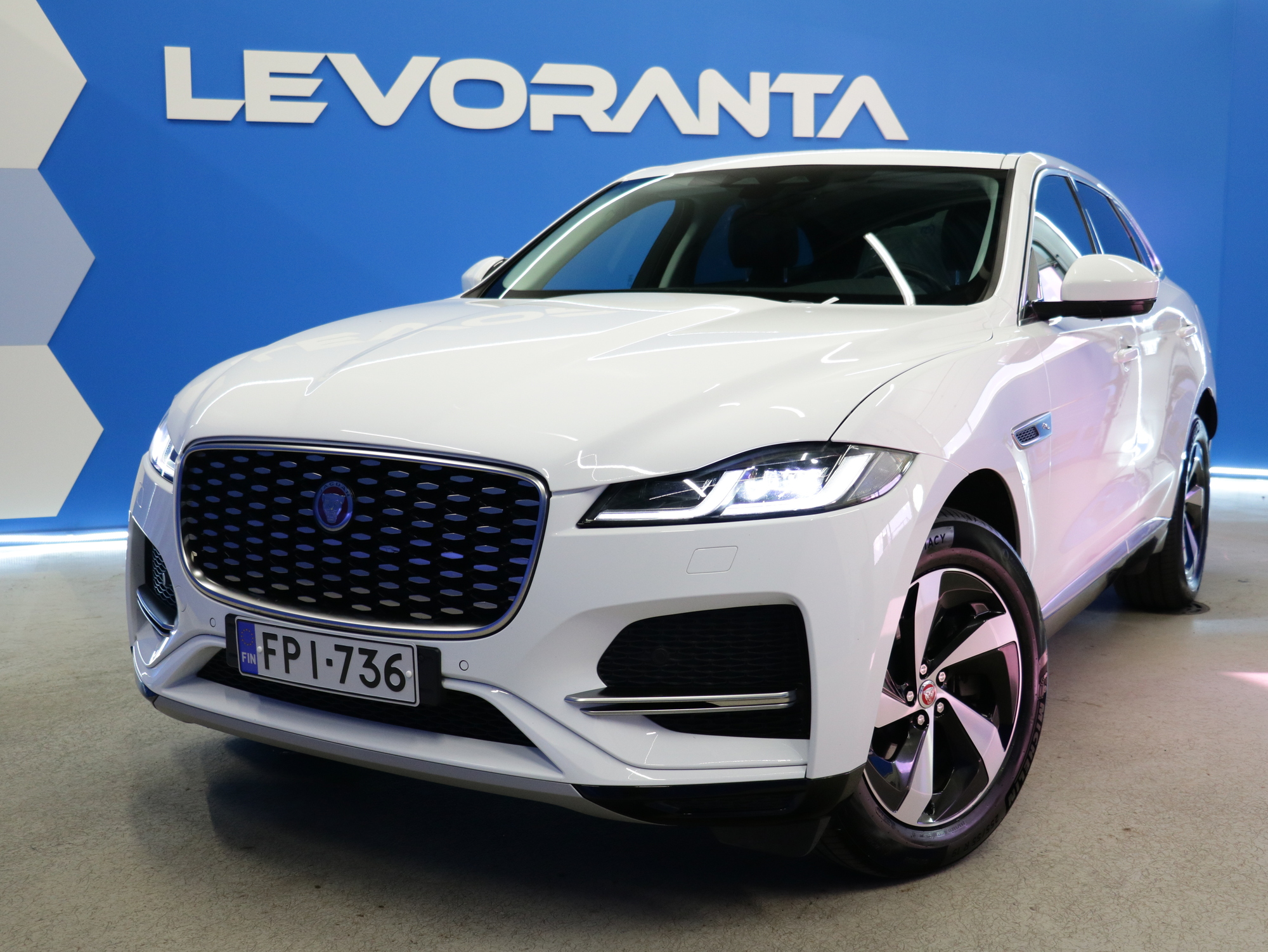 Jaguar F-Pace P400e Plug-in Hybrid S 2022, kuva 2/39