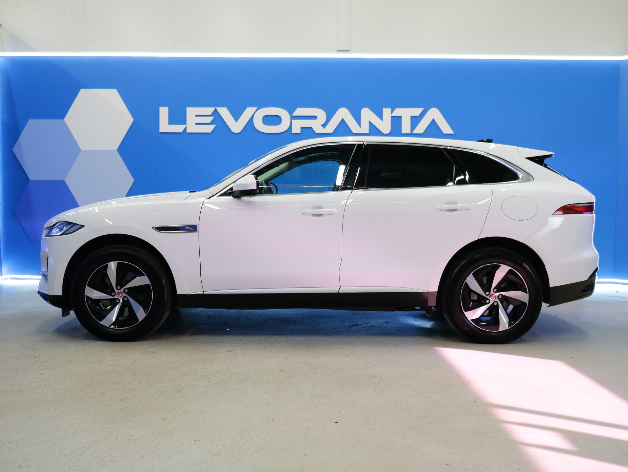 Jaguar F-Pace P400e Plug-in Hybrid S 2022, kuva 4/39