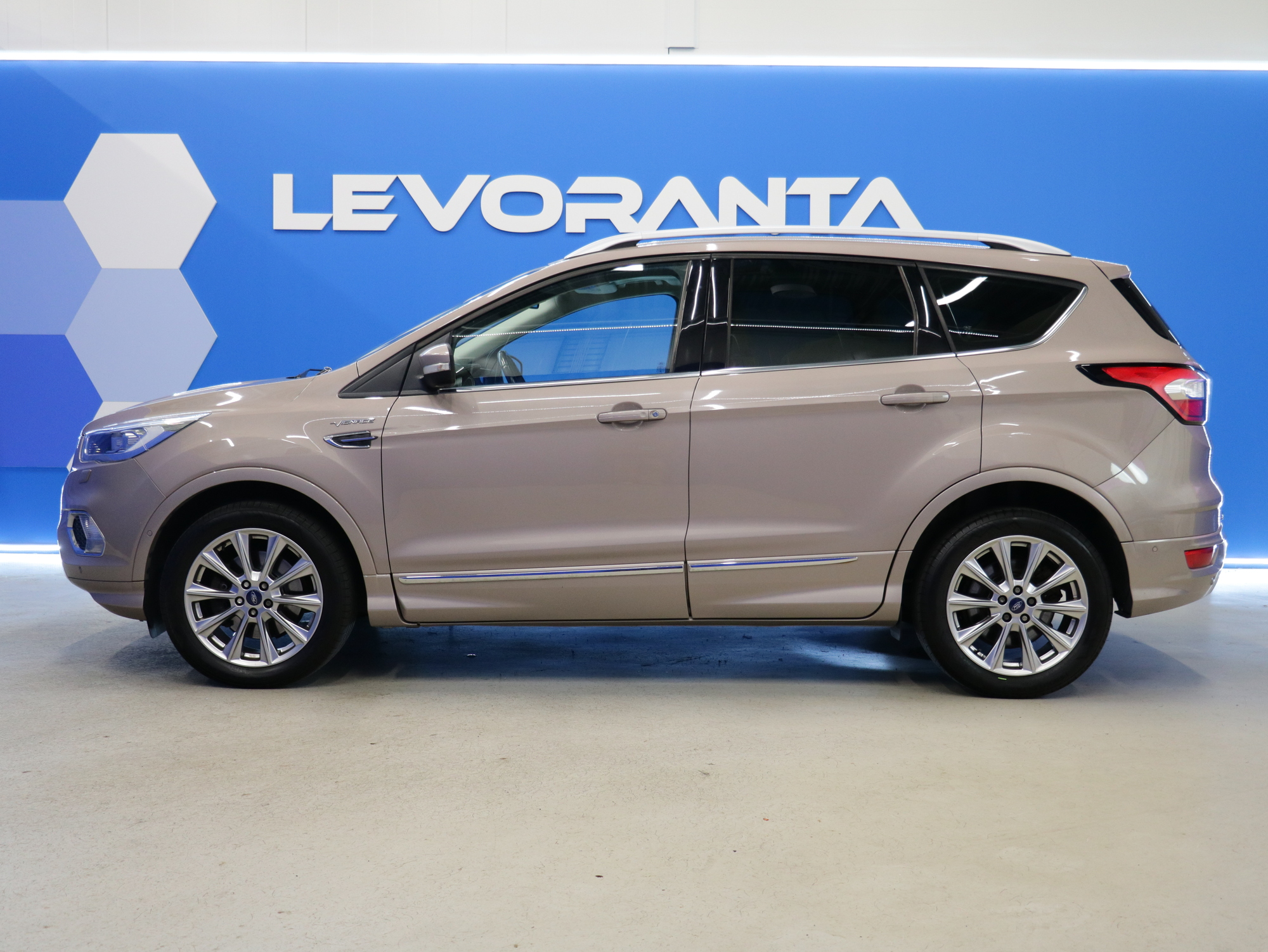 Ford Kuga 2018, kuva 4/37
