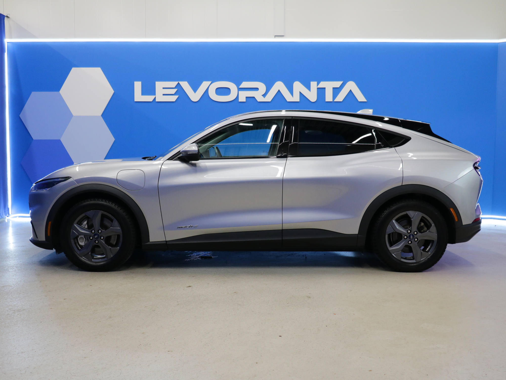 Ford Mustang Mach-E 2022, kuva 4/34