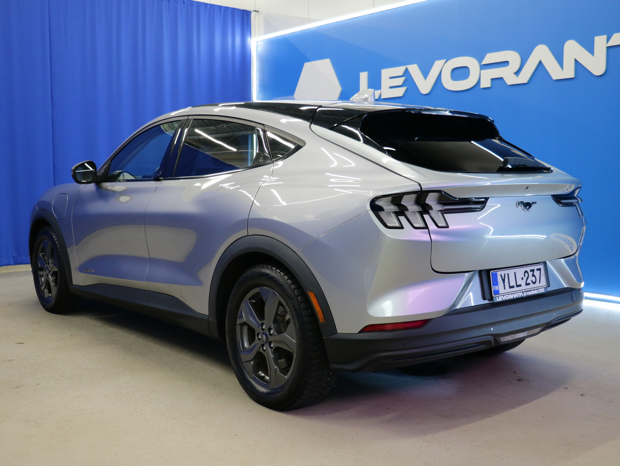 Ford Mustang Mach-E 2022, kuva 5/34