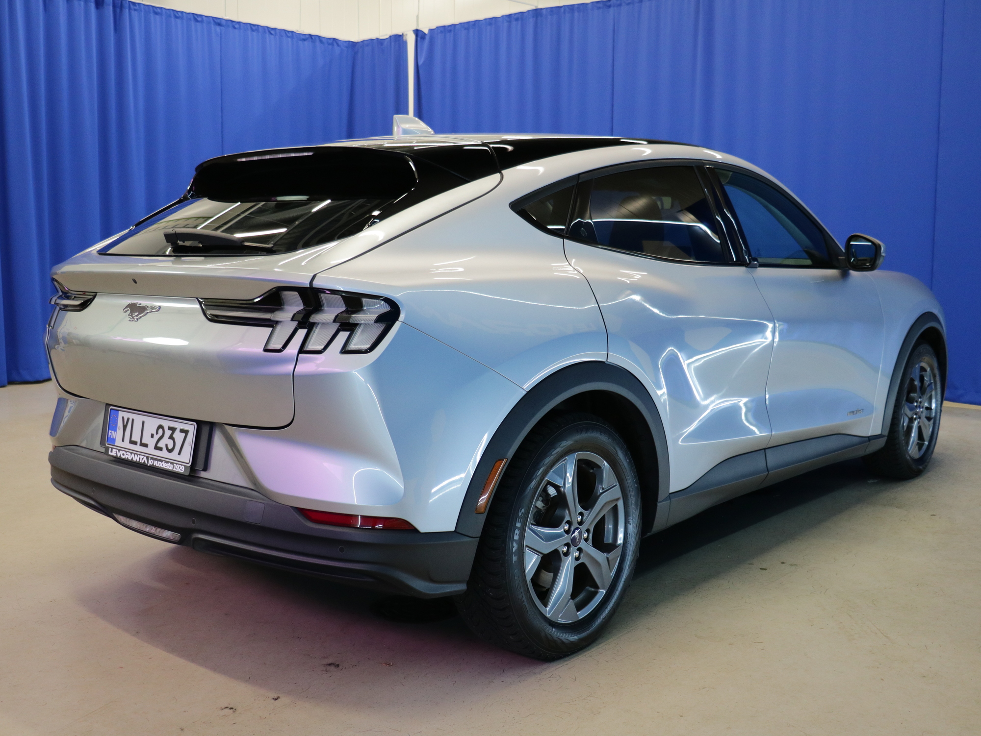 Ford Mustang Mach-E 2022, kuva 7/34