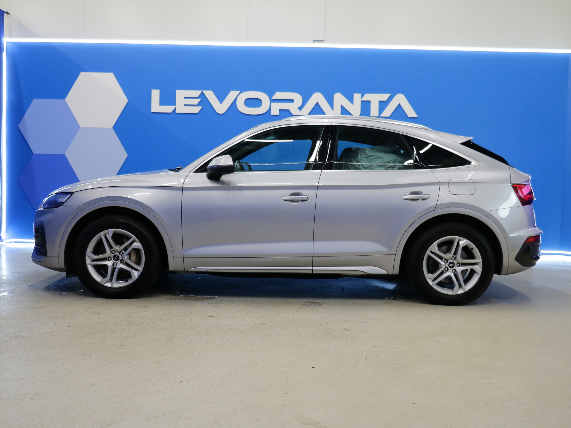 Audi Q5 2022, photo 4/36