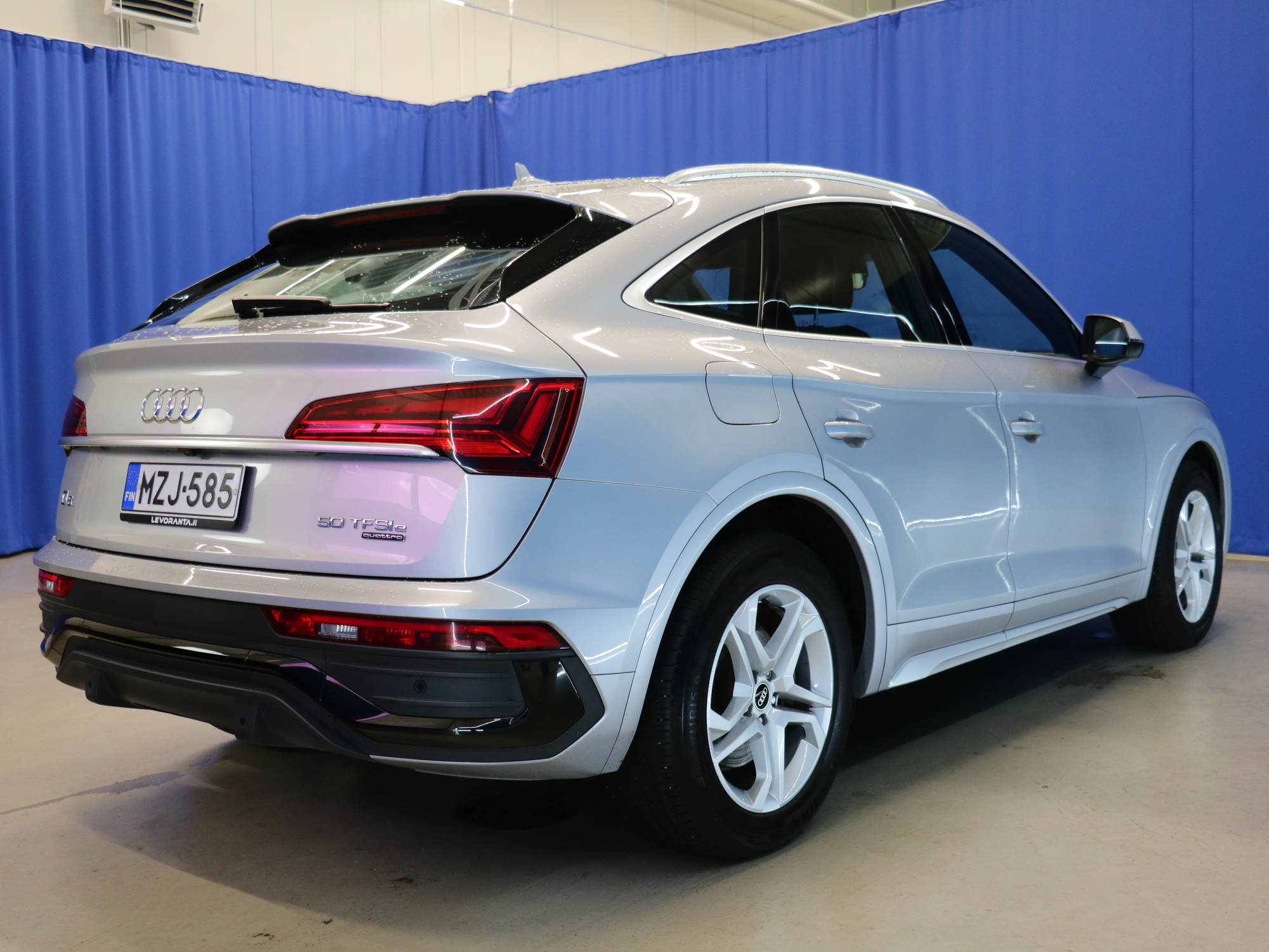 Audi Q5 2022, photo 7/36