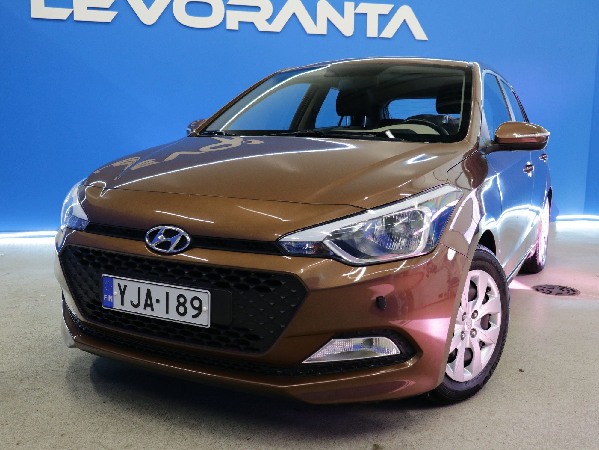 Hyundai i20 1,2 5MT Classic 2016, photo 2/31