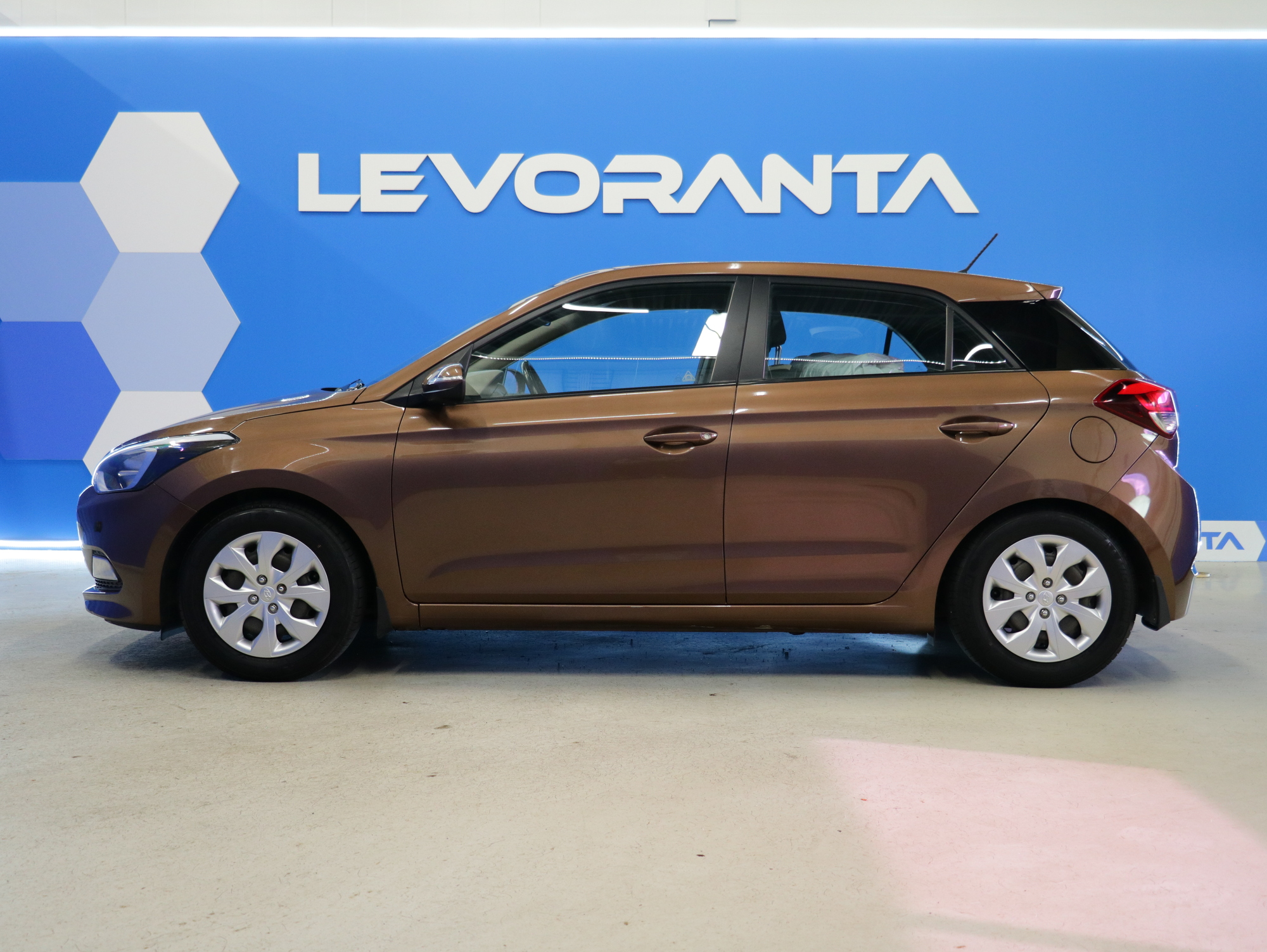 Hyundai i20 1,2 5MT Classic 2016, photo 4/31
