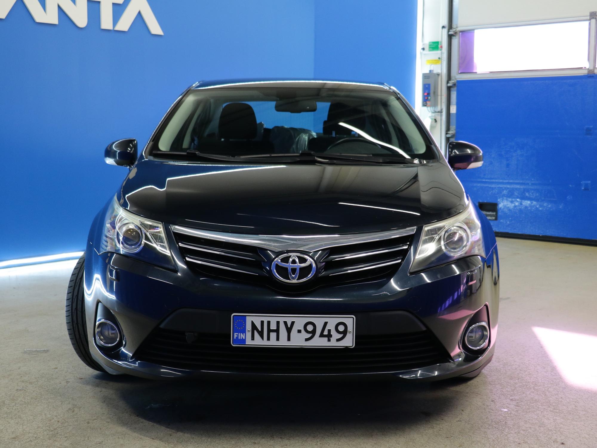 Toyota Avensis 2012, bild 3/35