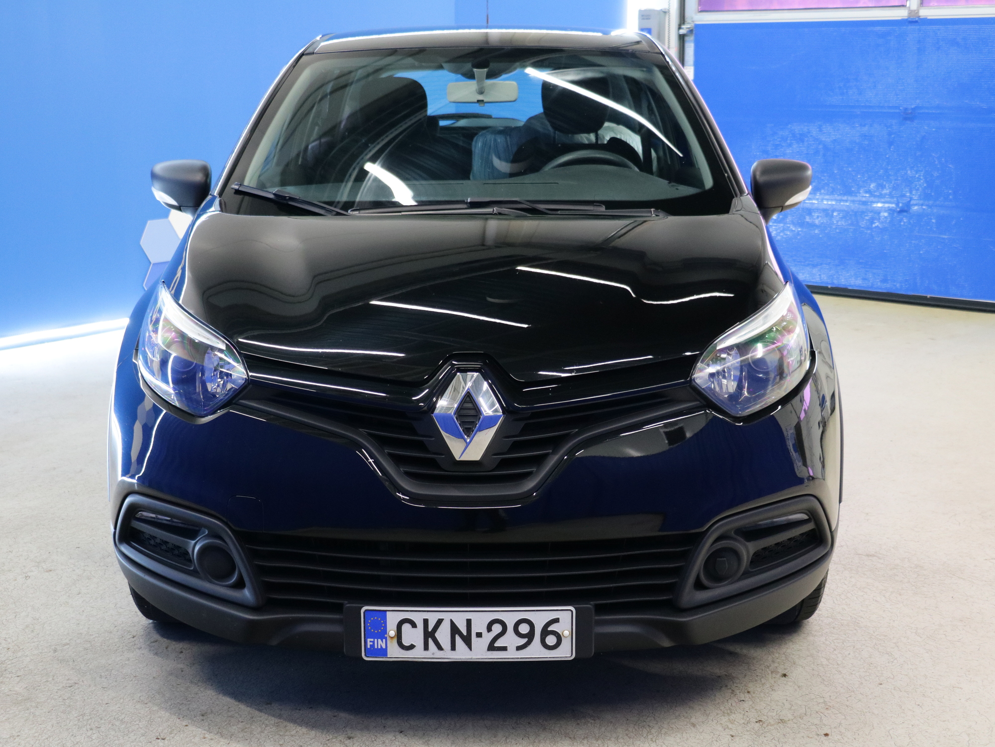 Renault Captur TCe 90 Limited 2016, bild 2/14