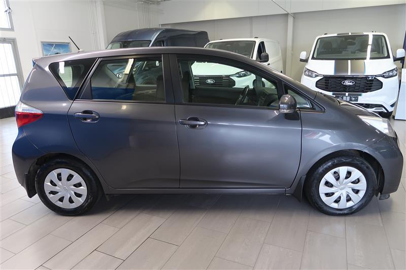 Toyota Verso-S 2011, bild 4/14