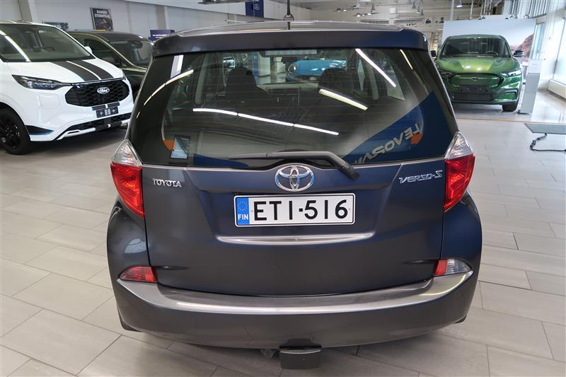 Toyota Verso-S 2011, bild 6/14
