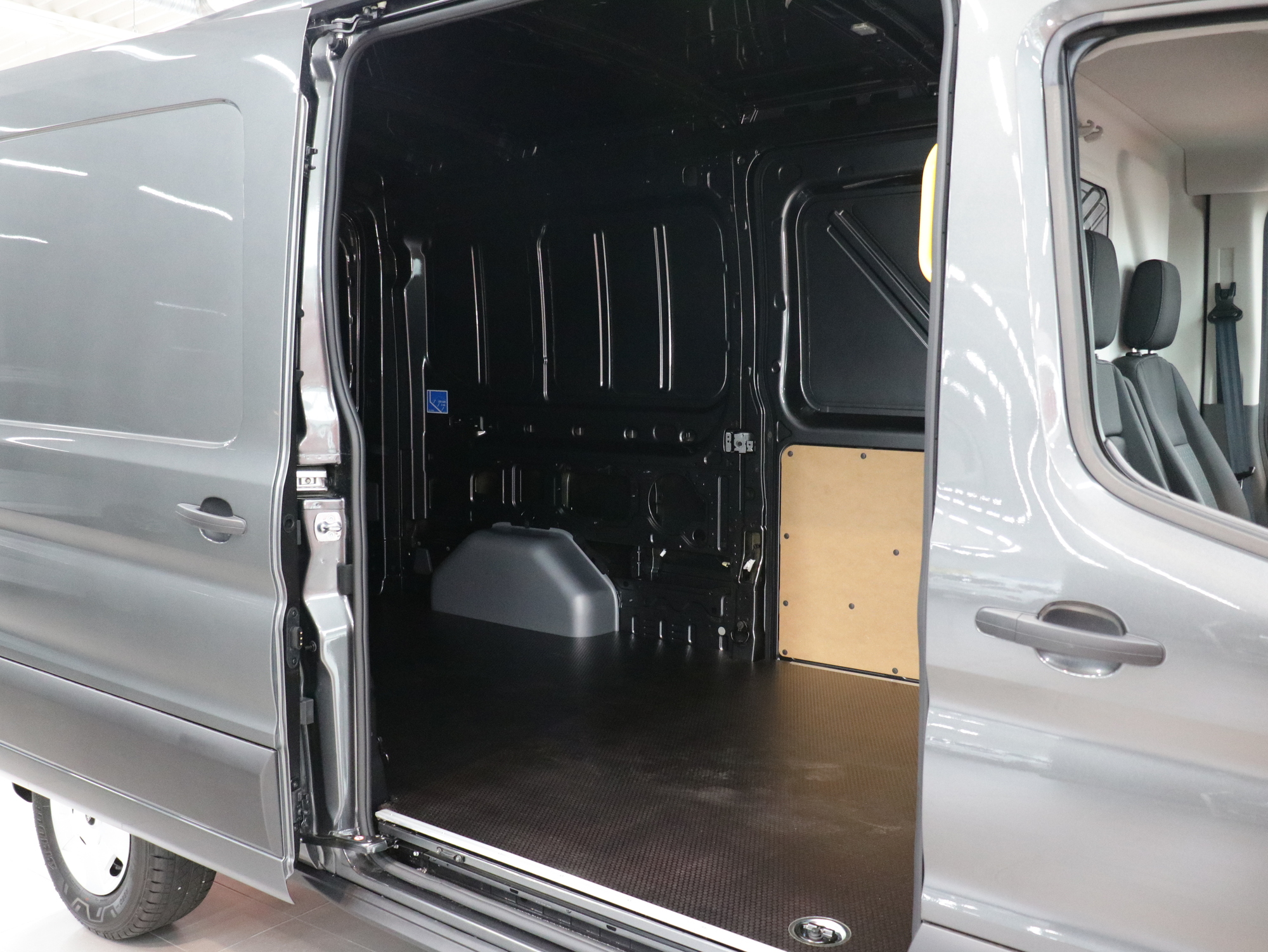 Ford Transit 2026, bild 7/25