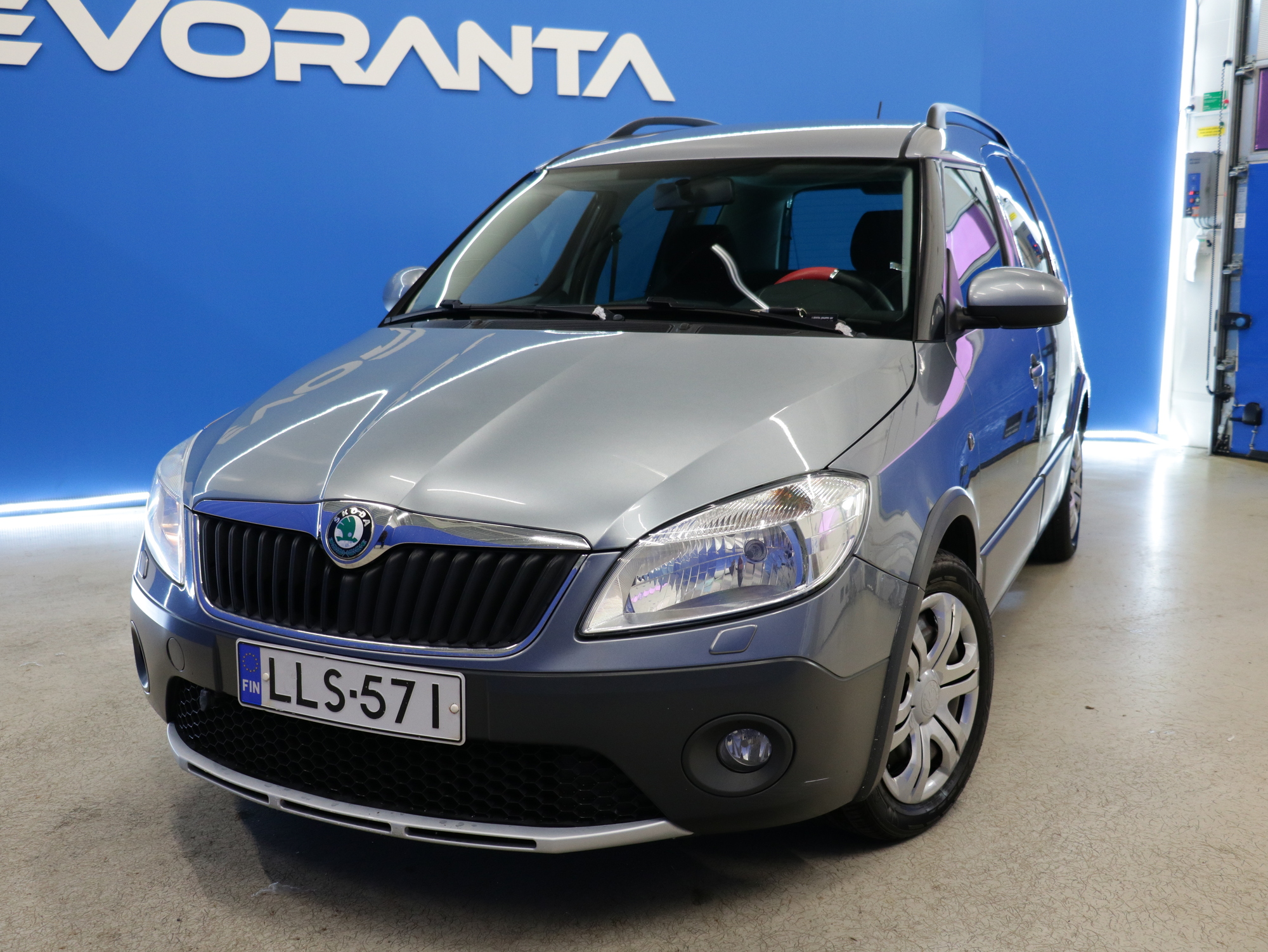Skoda Roomster 1,2 TSI 85 Adventure 2013, bild 2/31
